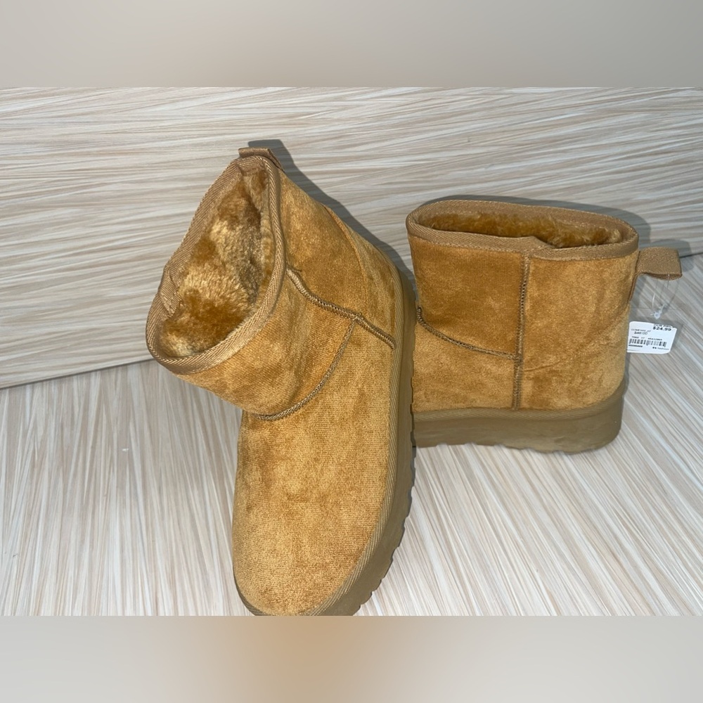 Women's Hipster pull on boot